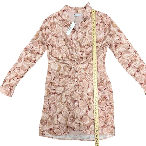 NWT Fate Animal Print Twist Waist Dress Size Medium Long Sleeves Fitted - Picture 8 of 15